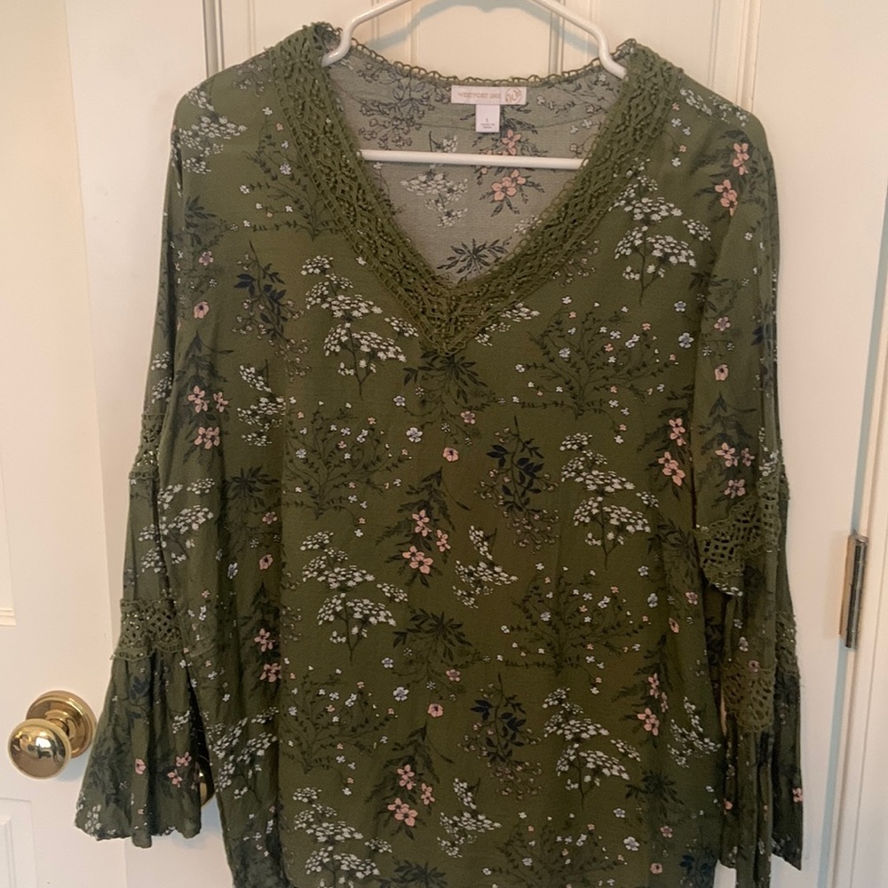Westport 1962 long sleeved light weight top size L